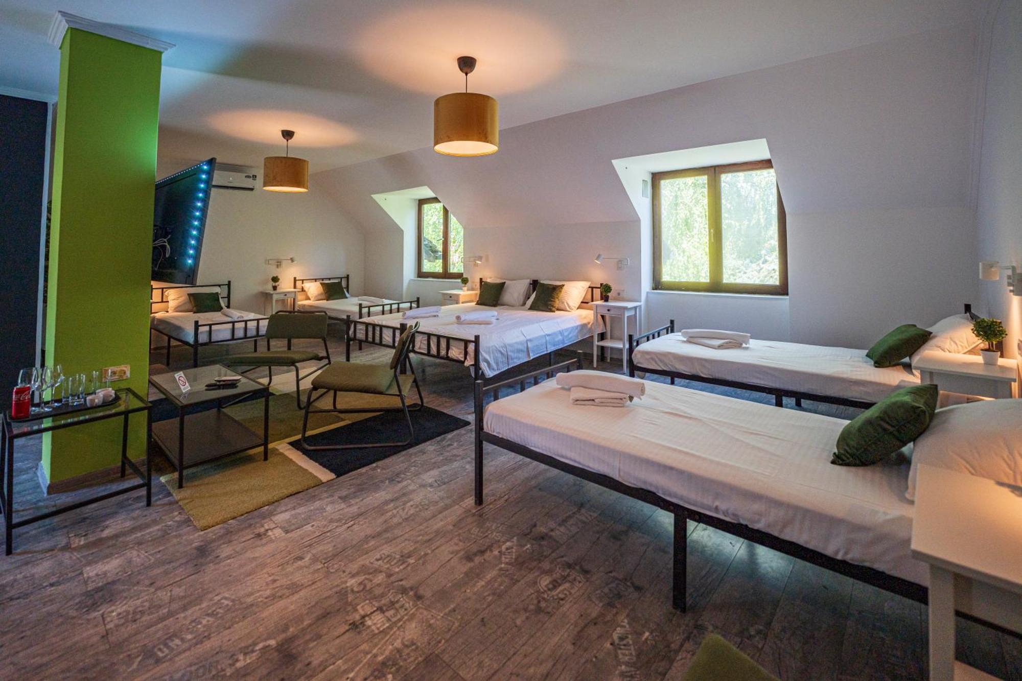 נובי סאד Cozy Nook B&B - Free Private Parking מראה חיצוני תמונה